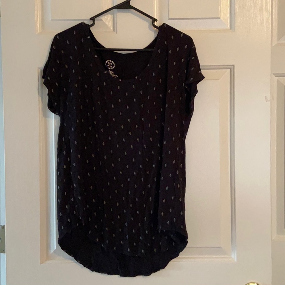 Maurices Black with silver detail tee shirt